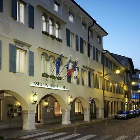 Astoria Hotel Italia Udine Esterno foto