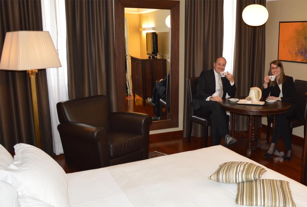 Astoria Hotel Italia Udine Esterno foto