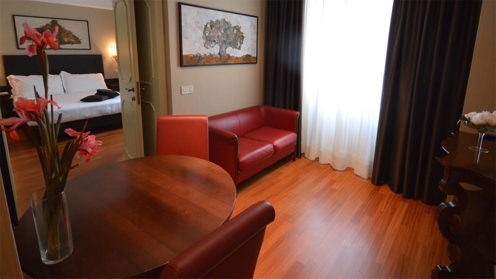 Astoria Hotel Italia Udine Esterno foto