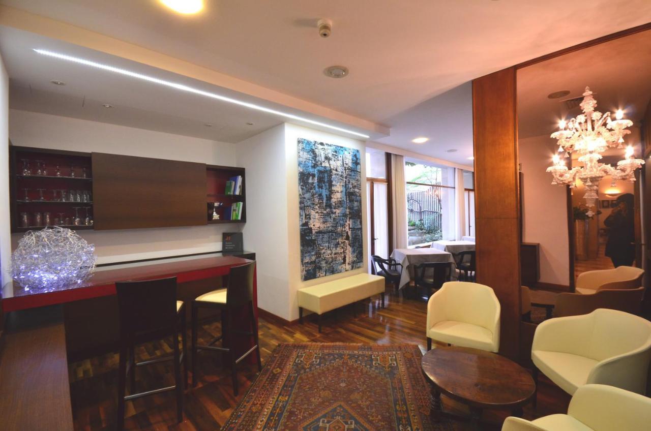 Astoria Hotel Italia Udine Esterno foto