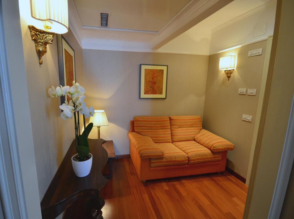 Astoria Hotel Italia Udine Esterno foto